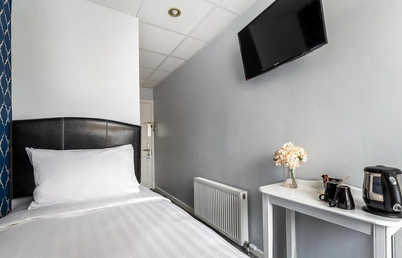 Clifden House By Nina Hotel Dublin 3*,  Ireland